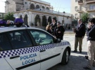20051128125451-coche-policia-gines.jpg