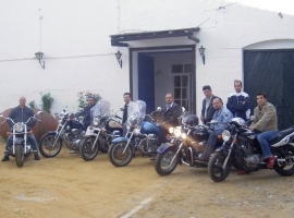20060508082005-motoclub-espartinas.jpg