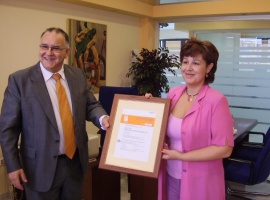 20060609082121-certificado-asisttel.jpg