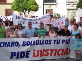 20060609082257-manifestacion-bollullos.jpg