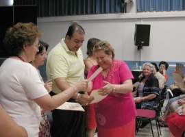 20060627115242-clausura-centro-adultos-gines.jpg