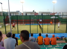20060630144155-padel-bollullos2.jpg