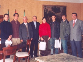 20060921134728-jovenes-mairena-villalobos.jpg