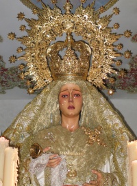 20060926112232-virgen-dulce-nombre-coria.jpg