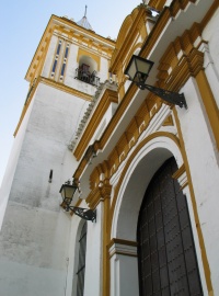 20061013174909-iglesia-estrella-coria.jpg