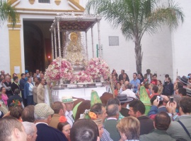 20061024130202-virgen-cuatrovitas-bollullos.jpg