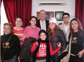 20061108111105-jovenes-italia-gines.jpg