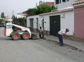 20061109144219-obras-acerado-gines.jpg