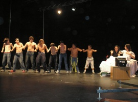 20061121122009-teatro-jovenes-mairena.jpg