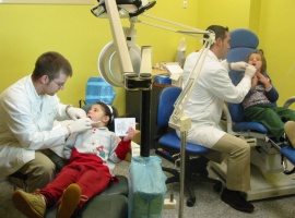 20061128135835-campana-dental-umbrete.jpg