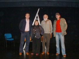 20070209173221-teatro-camas.jpg