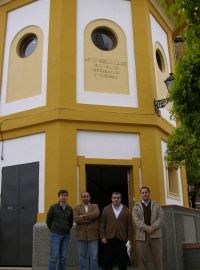 20070329171027-oficina-turistica-bollullos.jpg