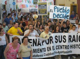 20070518131201-manifa-ayto-mairena-centro.jpg