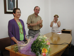 20070629185225-homenaje-profesora-gines07.jpg