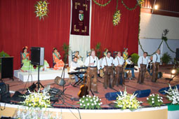 20070703182301-coronacion-gines07.jpg