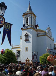 20070719100758-parroquia-pilas.jpg