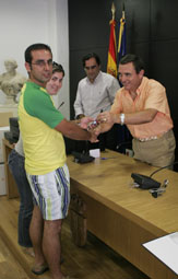 20070810164012-entrega-vpo-umbrete07.jpg