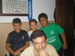 20070928170114-redaccion-mundo-colores-mairena07.jpg
