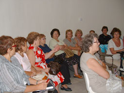 20071018180306-exposicion-fibrotartesos-camas07.jpg