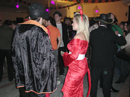 20071102214037-fiesta-halloween-gines07.jpg
