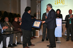 20071130174500-adad-etiqueta-donana21.jpg