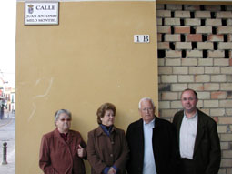 20071205192327-inauguracion-calle-gines07.jpg