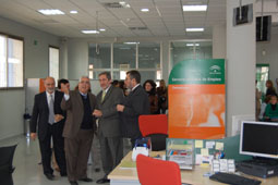 20080111205542-nueva-oficina-sae-sanlucar08.jpg