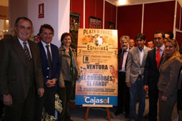 20080207175827-presentacion-planeta-toro-espartinas08.jpg