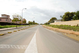 20080226215042-avda-palomares-mairena08.jpg