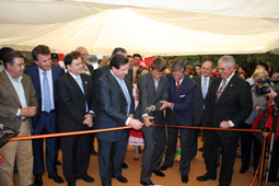 20080307174130-inauguracion-planeta-toro-espartinas08.jpg