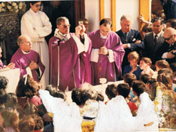 20080401180507-bendicion-casa-hdad-rocio-gines.jpg