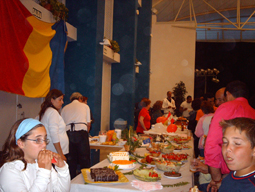 20080526190938-fiesta-intercultural-pilas08.jpg