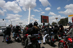 20080602175341-concentracion-motera-espartinas08.jpg