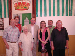 20080704203916-homenaje-mayores-feria-gines08.jpg