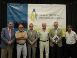 20080720183702-presentacion-asoc-empresarios-gines08.jpg