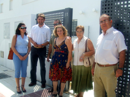 20080721202830-entrega-viviendas-bollullos08.jpg